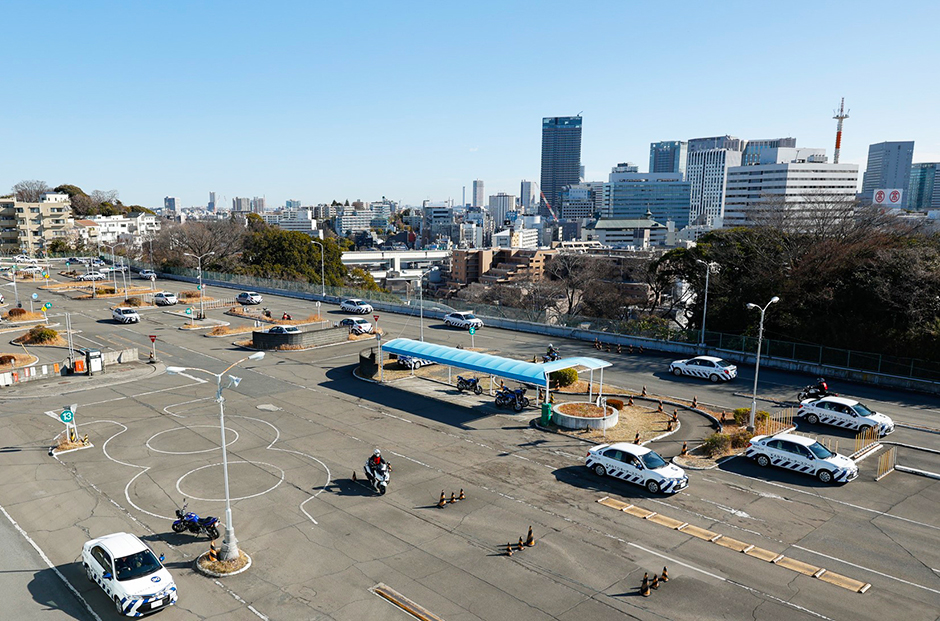 KANTOモータースクール横浜西口校の紹介画像1